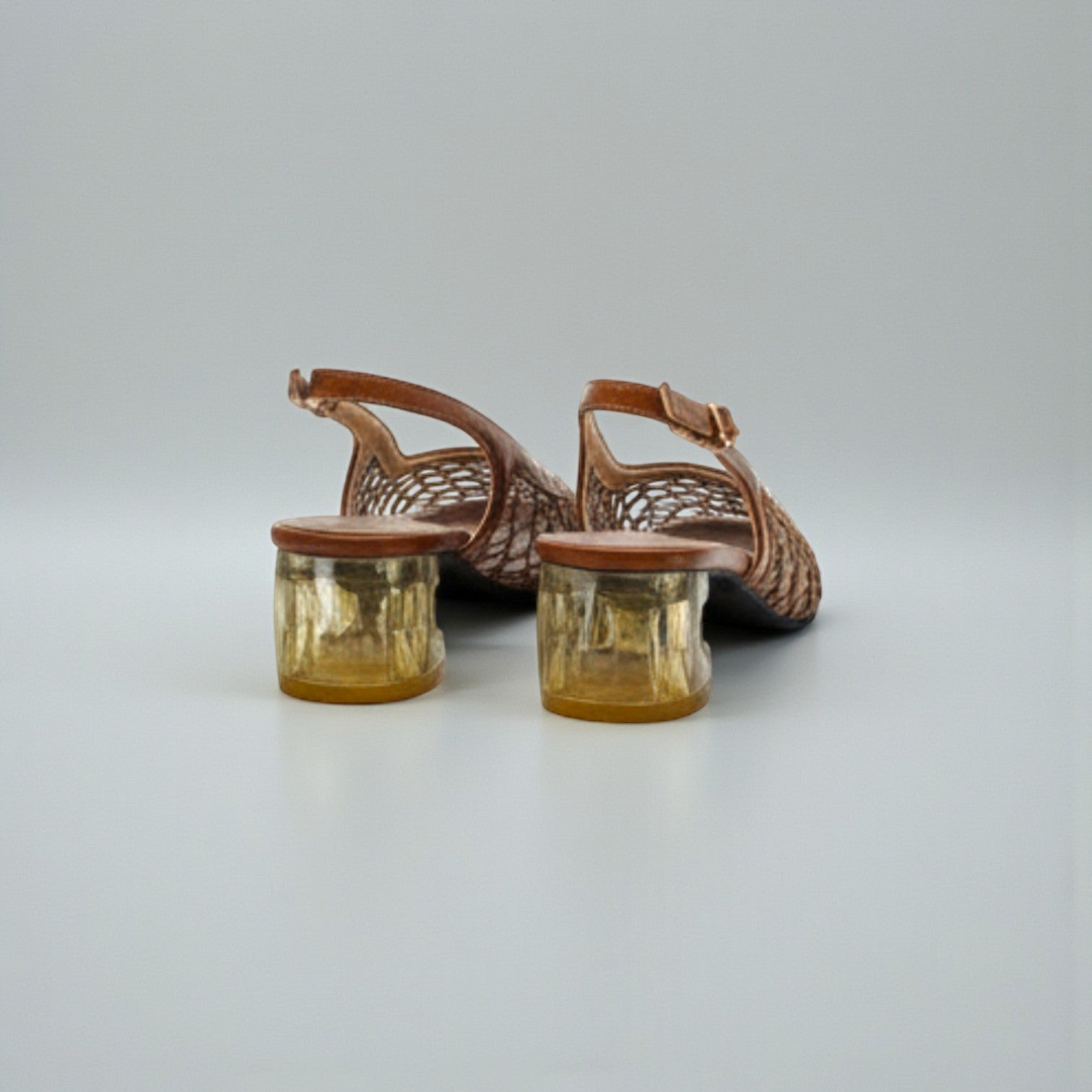 Sandales à talons tressées chic