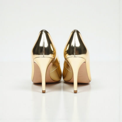 Stilettos dorés chic