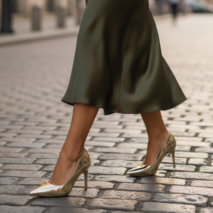 Talons aiguilles dorés mode femme