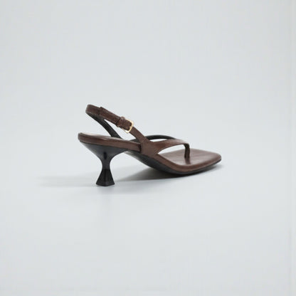 Chaussures tongs élégantes