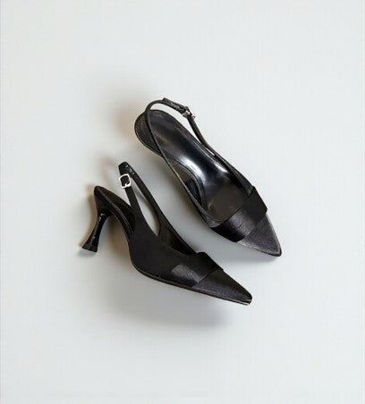Escarpins à bride arrière noirs