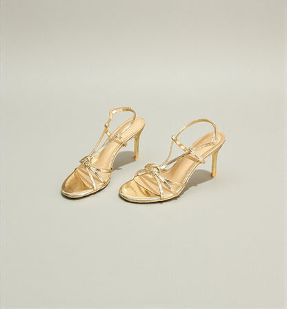 Sandales à talons dorées