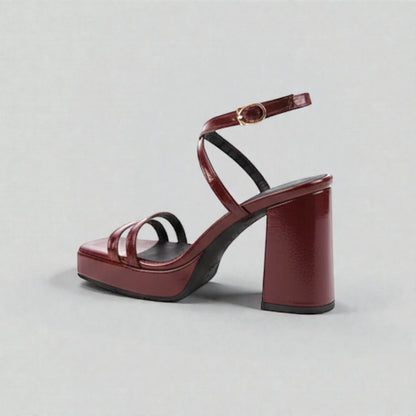 talons bout carré bordeaux