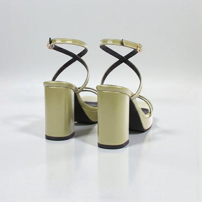 talons bout carré verts